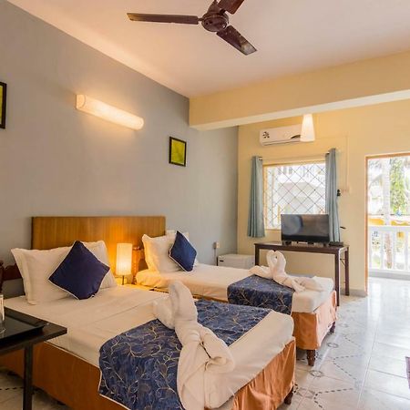 Dona Julia Beach Resort Calangute Bagian luar foto