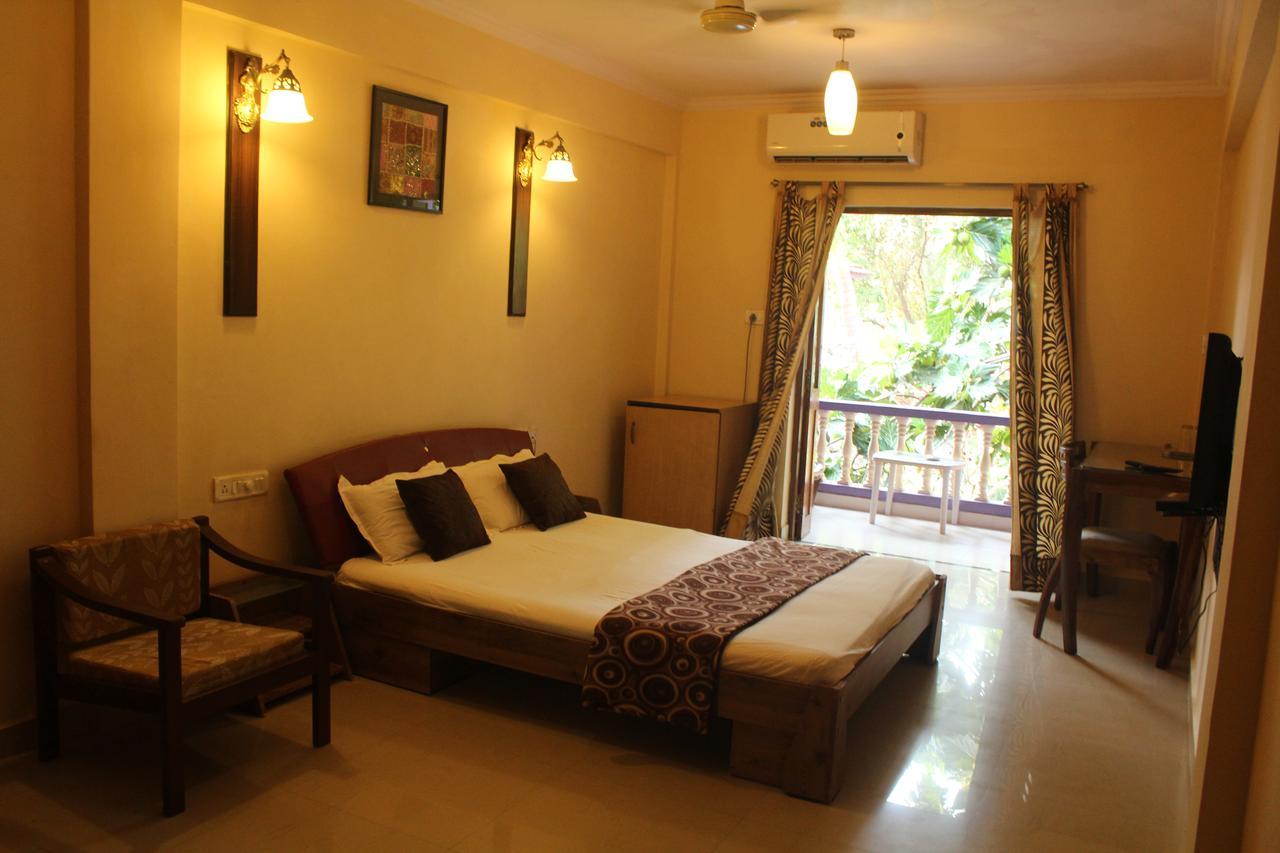 Dona Julia Beach Resort Calangute Bagian luar foto