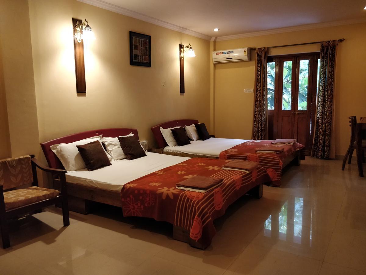 Dona Julia Beach Resort Calangute Bagian luar foto