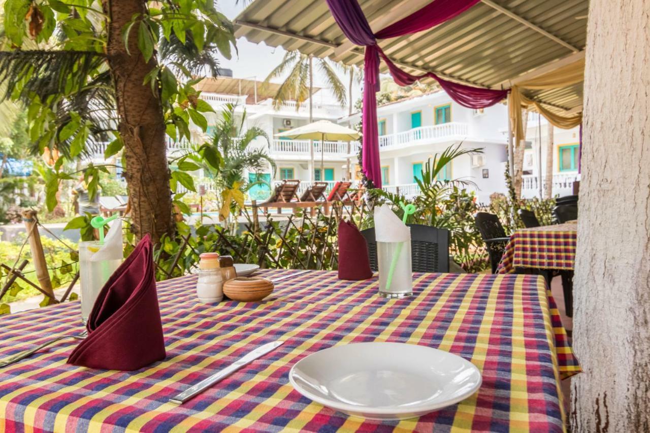 Dona Julia Beach Resort Calangute Bagian luar foto