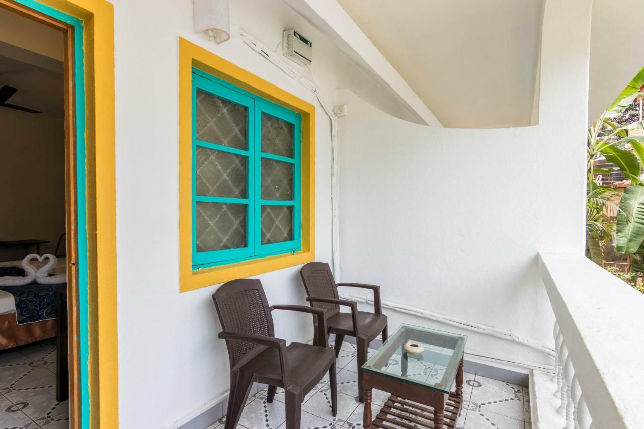 Dona Julia Beach Resort Calangute Bagian luar foto
